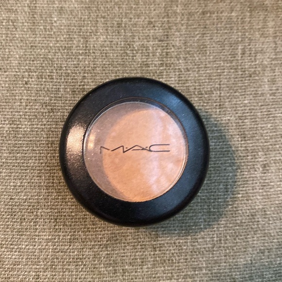MAC Cosmetics Other - Mac eyeshadow in motif frost
